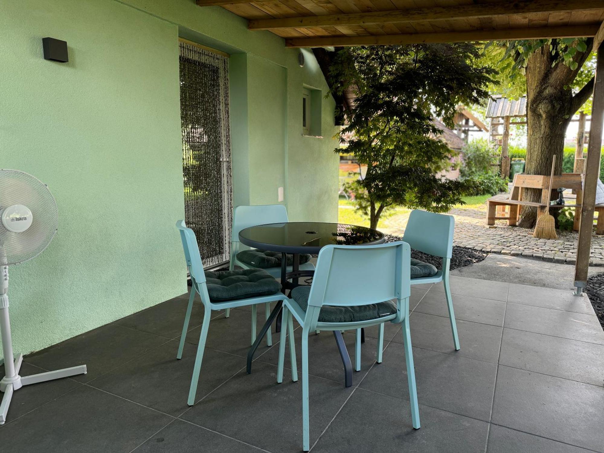 Green Oasis Garden Šenčur Buitenkant foto